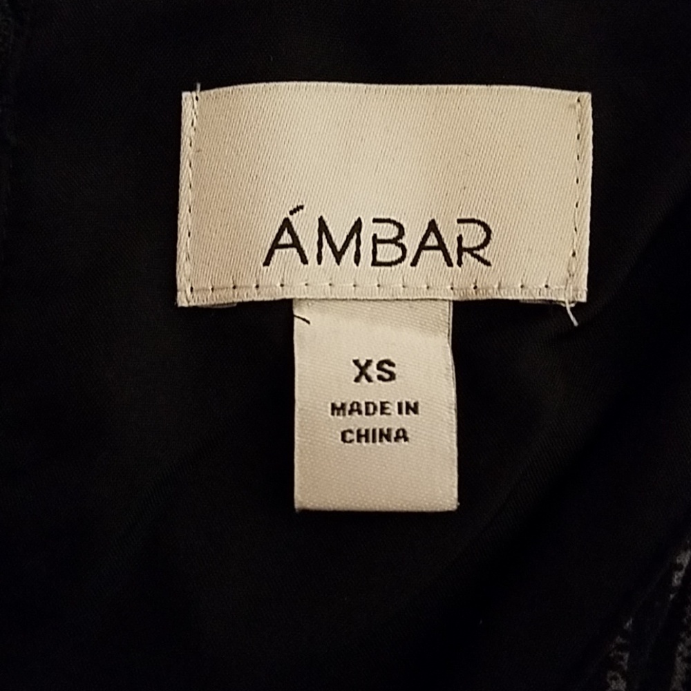 AMBAR ROMPER Size XS - Picture 3 of 5
